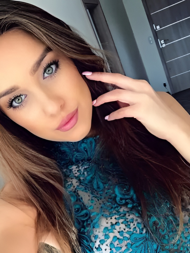 Индивидуалка Лолита, доступна для личного знакомства от 10000 руб