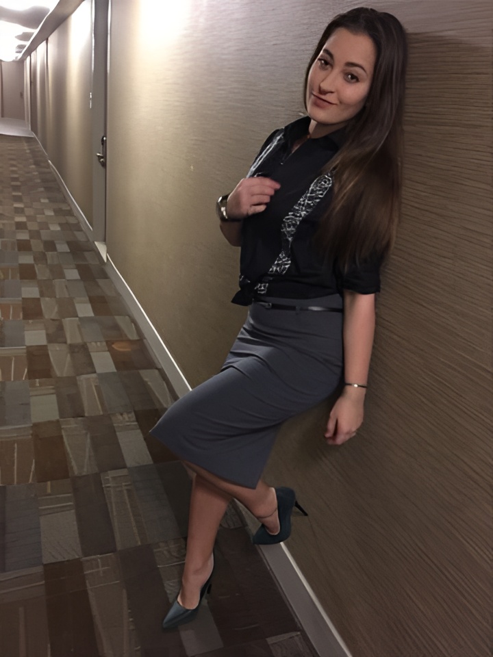 Мирослава привлекальеная девушка из Некрасовского цена от 1500 руб