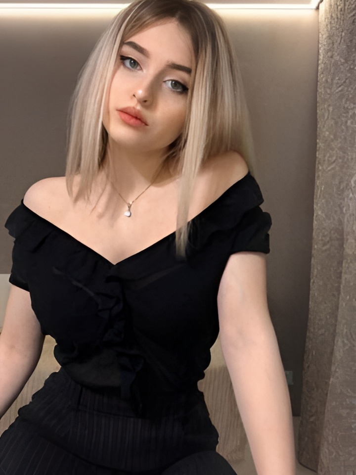 Владислава привлекальеная девушка из Некрасовского цена от 4000 руб