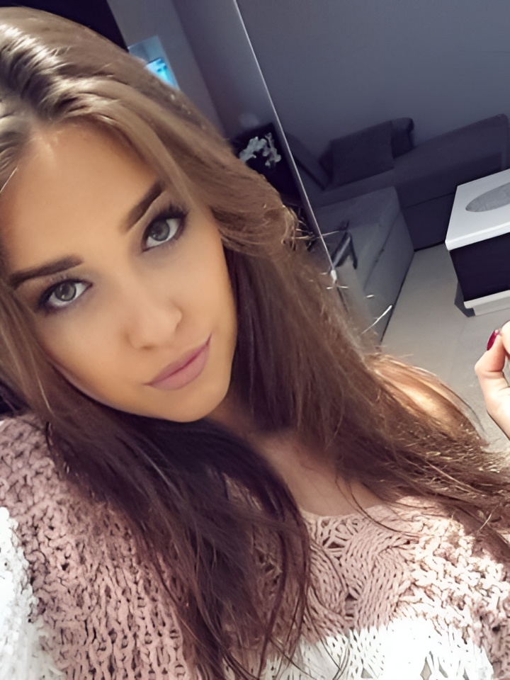 Индивидуалка Лолита, доступна для личного знакомства от 10000 руб