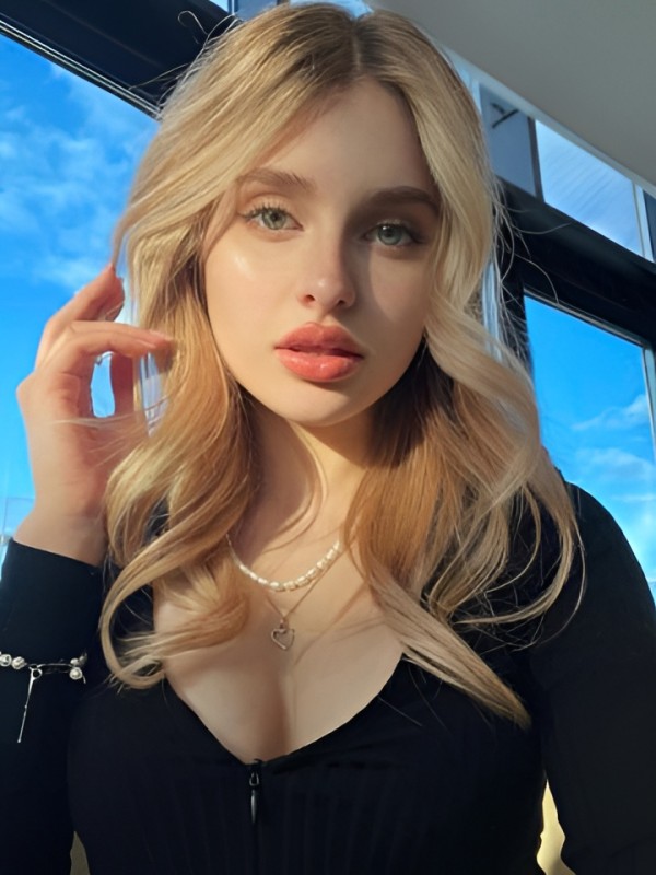 Ника привлекательная девушка из Некрасовского цена от 5000 руб