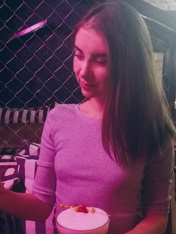 Яна привлекательная девушка из Некрасовского цена от 3000 руб